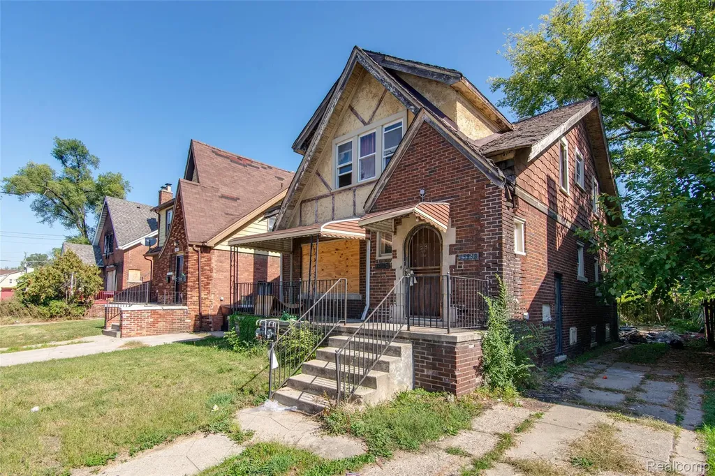 326 Eastlawn Street Detroit City MI 48215