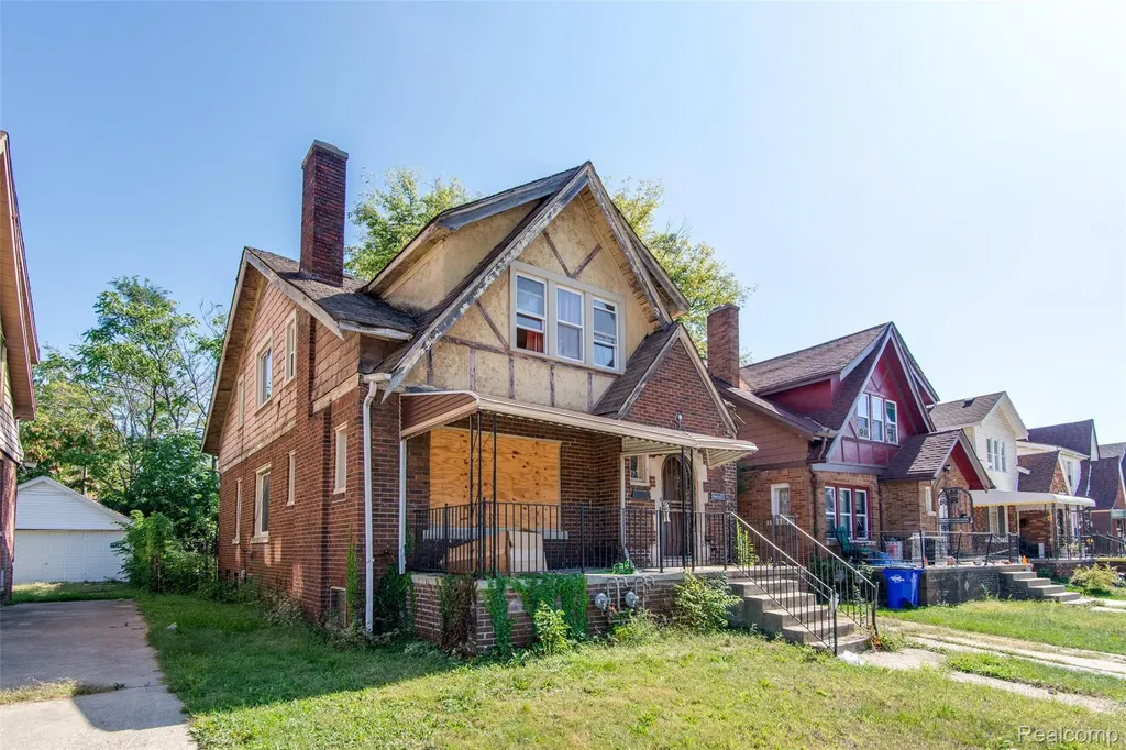 326 Eastlawn Street Detroit City MI 48215