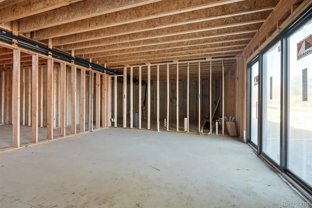 4380 The Heights Boulevard Oakland Charter Township MI 48306