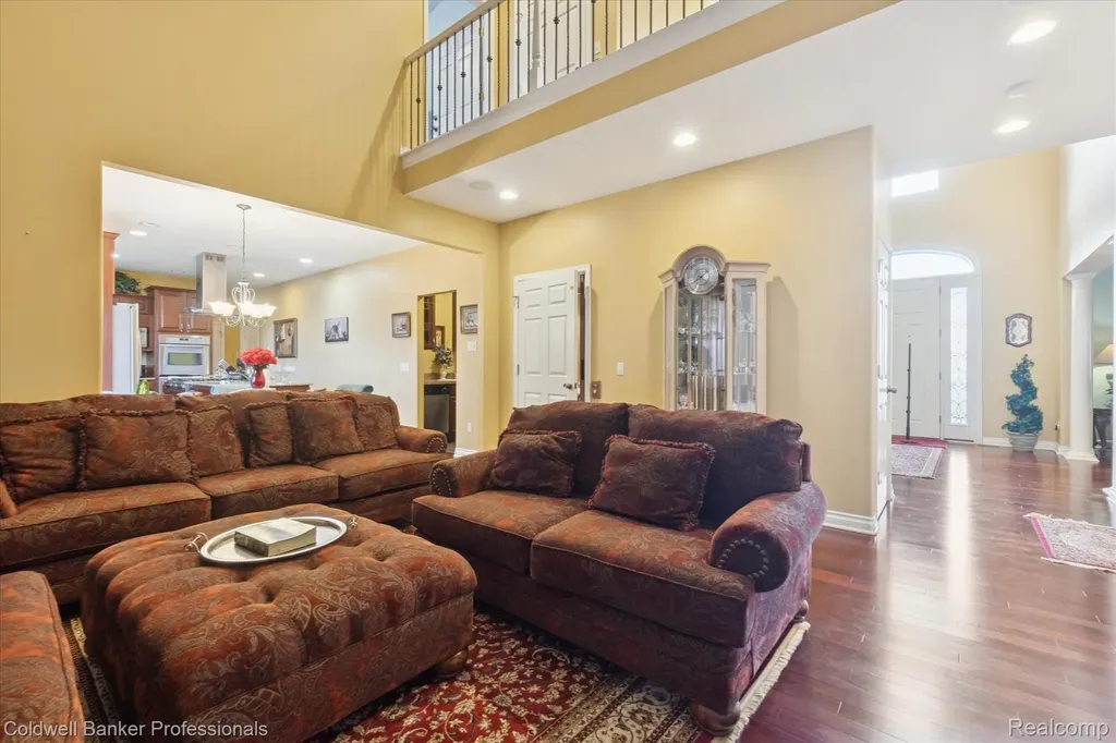 13065 White Oaks Argentine Township MI 48436