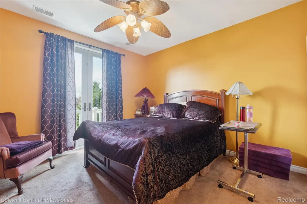 13065 White Oaks Argentine Township MI 48436
