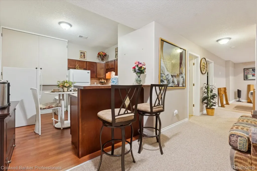 13065 White Oaks Argentine Township MI 48436