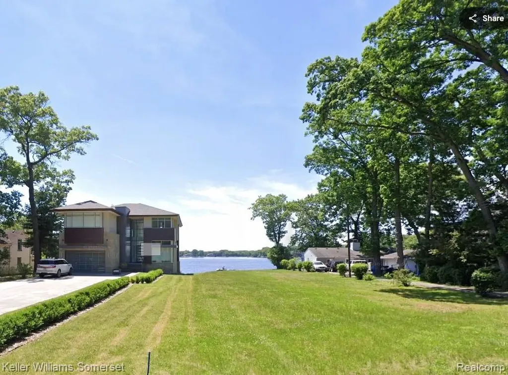 8330 Dickert Street Commerce Charter Township MI 48382