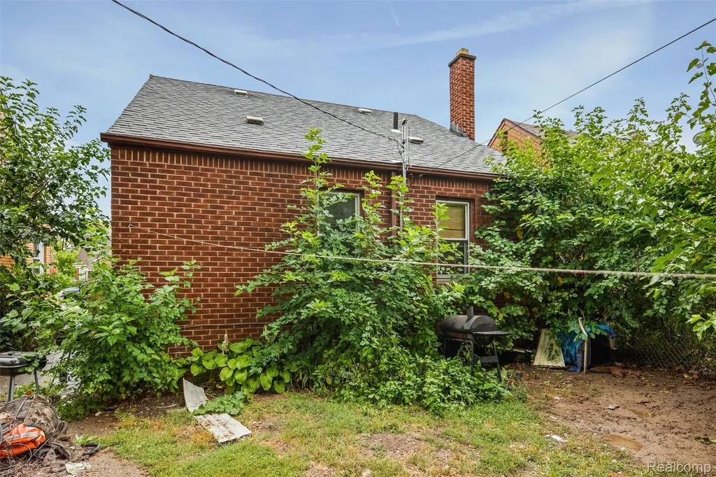 18247 Ashton Avenue Detroit City MI 48219