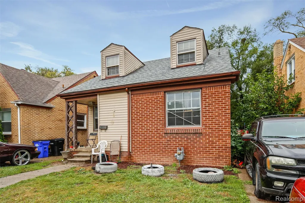 18247 Ashton Avenue Detroit City MI 48219