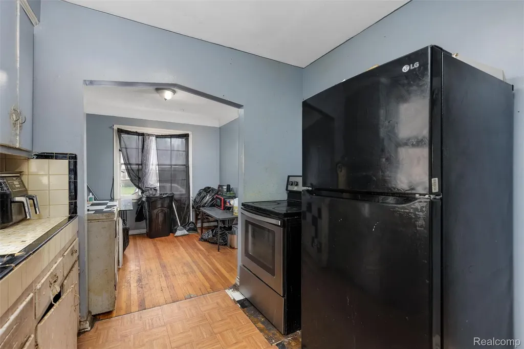 18247 Ashton Avenue Detroit City MI 48219