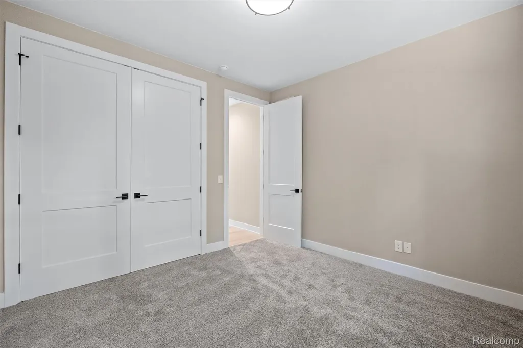 3743 Kerriel Court Commerce Charter Township MI 48382