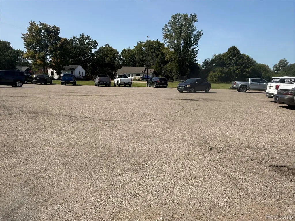 320 W Flint Street Davison City MI 48423