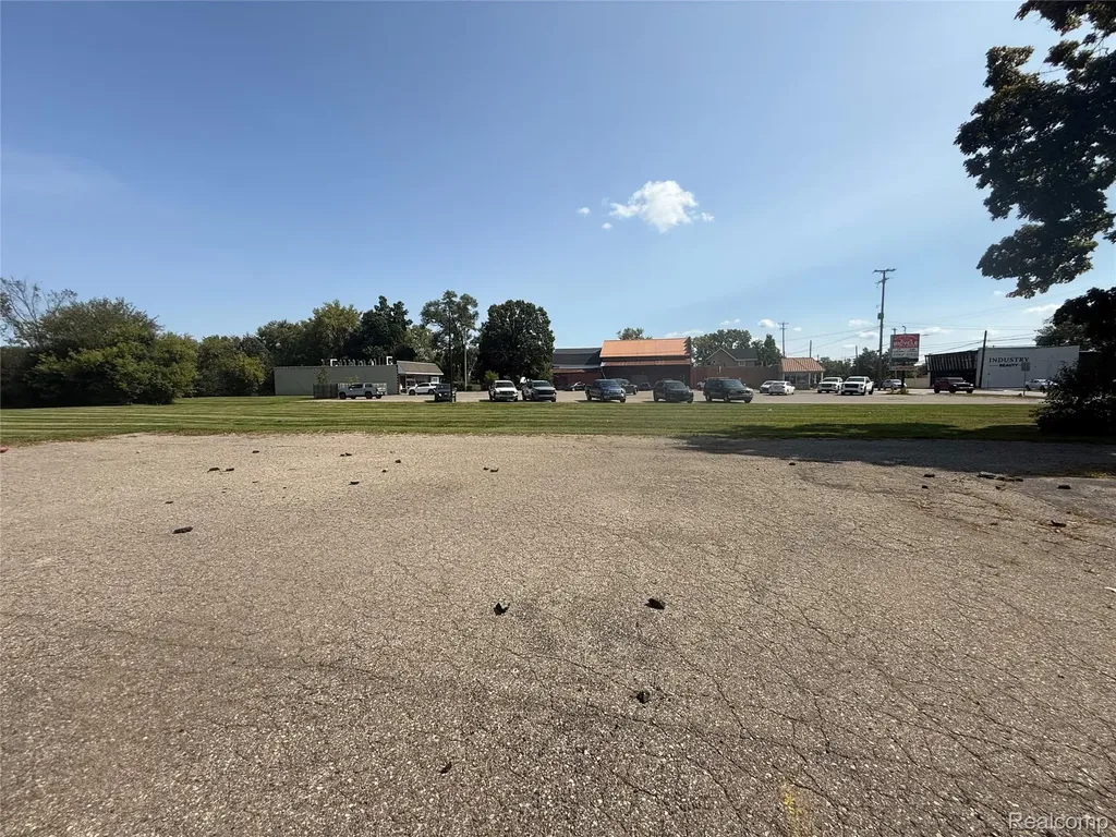 320 W Flint Street Davison City MI 48423