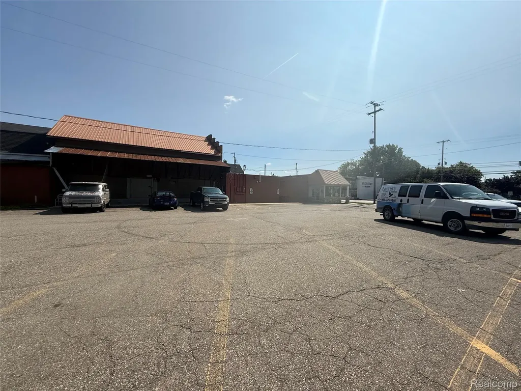 320 W Flint Street Davison City MI 48423