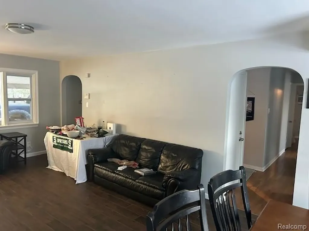 5900 N Hagadorn Road East Lansing City MI 48823