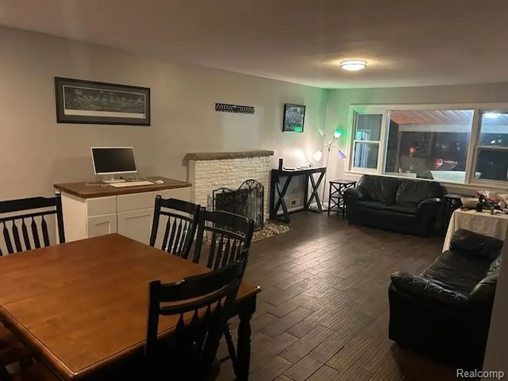 5900 N Hagadorn Road East Lansing City MI 48823