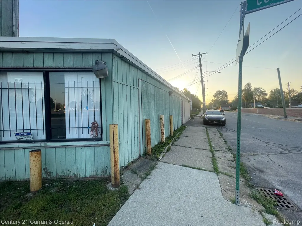 20359 Conant Street Detroit City MI 48234