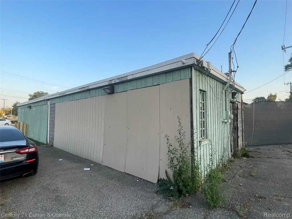 20359 Conant Street Detroit City MI 48234