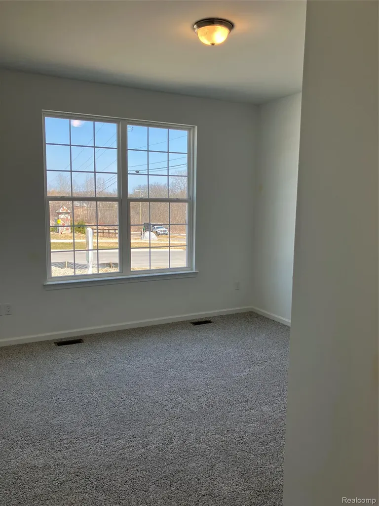 61611 Empire Road Lyon Charter Township MI 48178