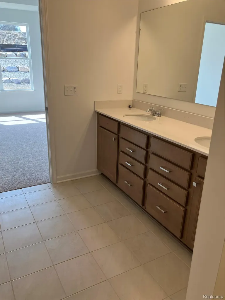 61627 Empire Road Lyon Charter Township MI 48178