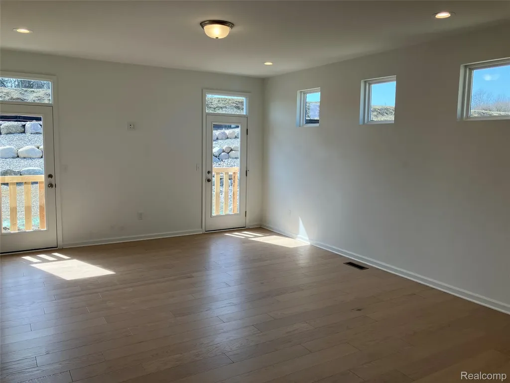 61627 Empire Road Lyon Charter Township MI 48178