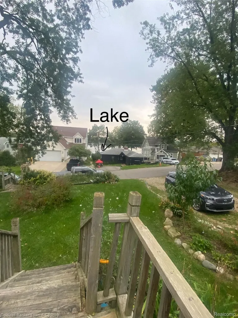 4031 Hillcrest Highland Charter Township MI 48356