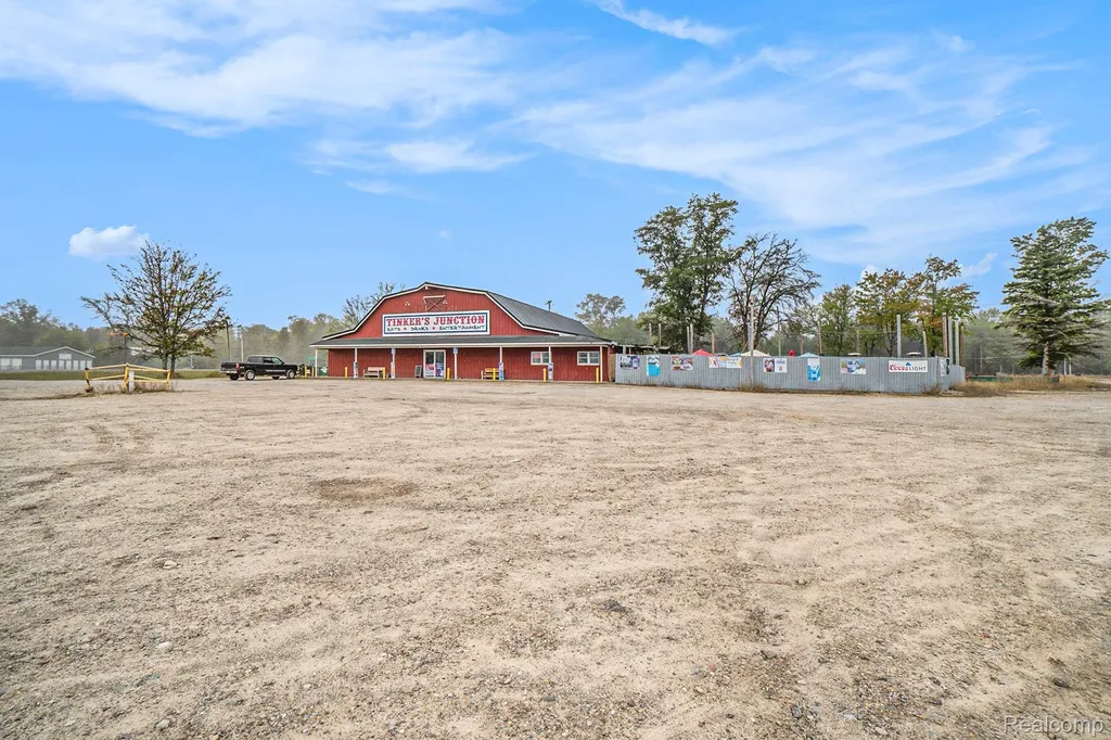 6811 W M 72 Grayling Charter Township MI 49738