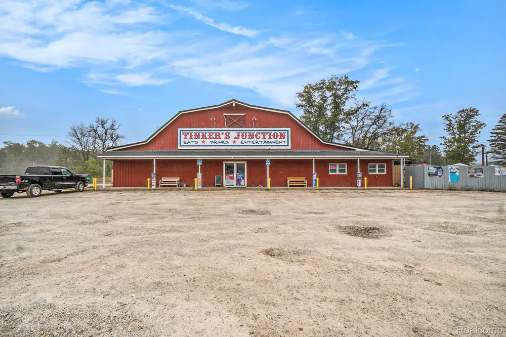 6811 W M 72 Grayling Charter Township MI 49738