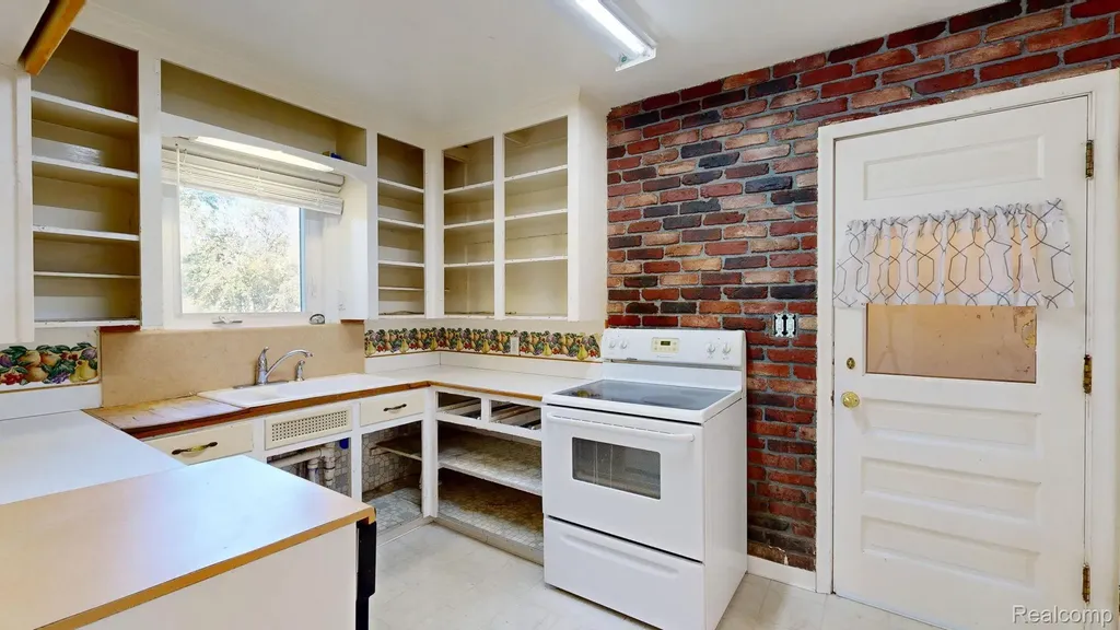 4455 N Genesee Road Genesee Charter Township MI 48506