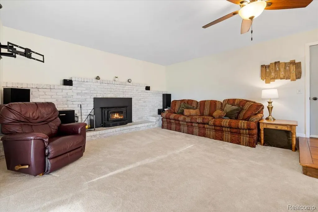 3801 Glen Hills Drive Hartland Township MI 48353