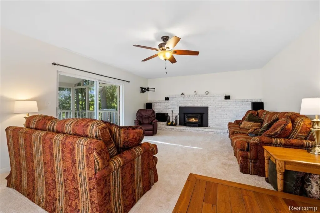 3801 Glen Hills Drive Hartland Township MI 48353