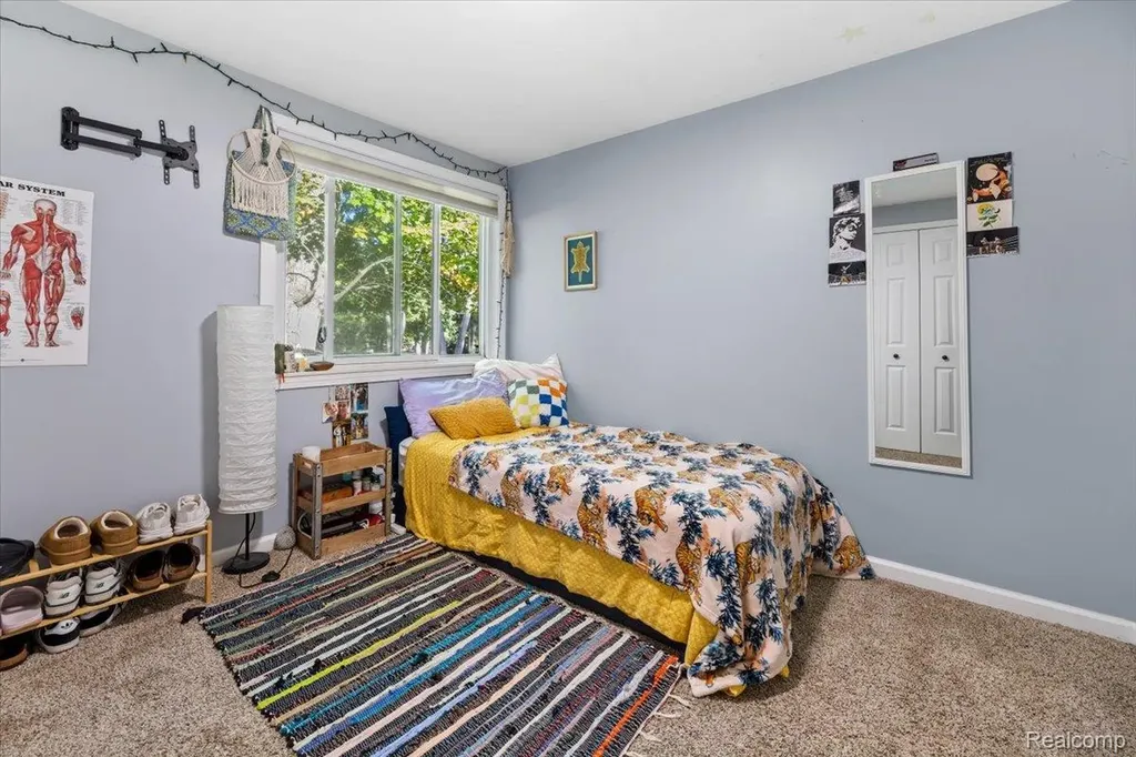 3801 Glen Hills Drive Hartland Township MI 48353