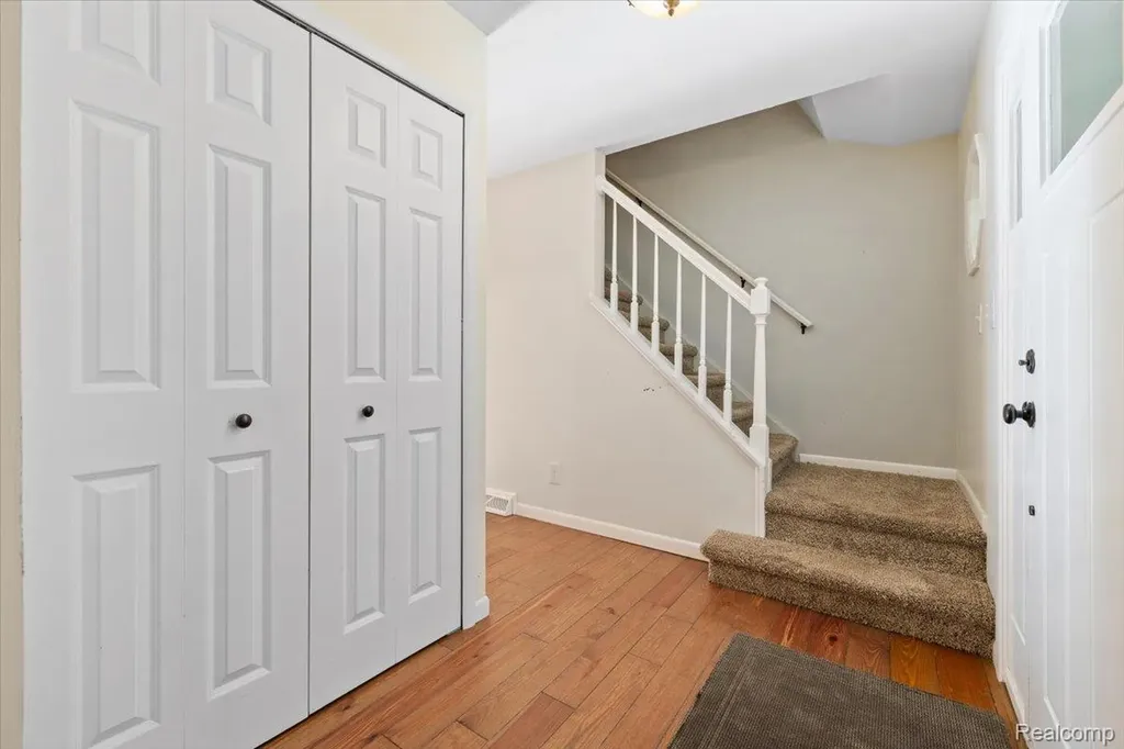 3801 Glen Hills Drive Hartland Township MI 48353