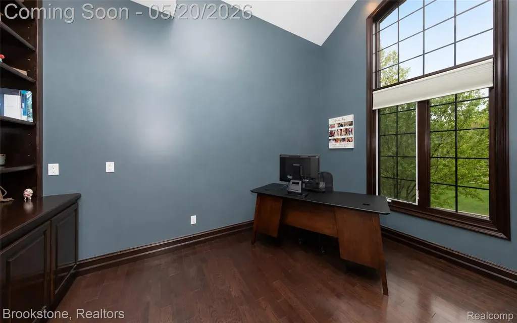 2157 Canterwood Highland Charter Township MI 48357