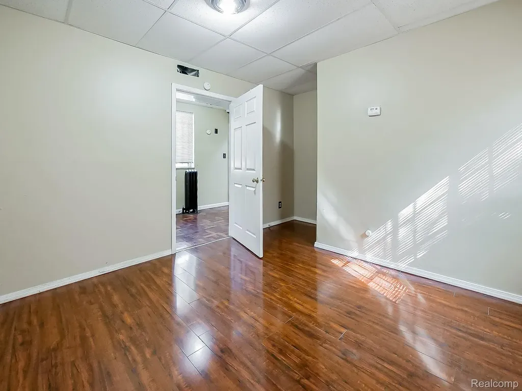 491 E Grand Boulevard Detroit City MI 48207