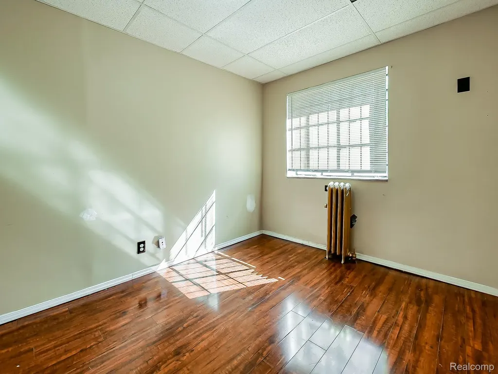 491 E Grand Boulevard Detroit City MI 48207
