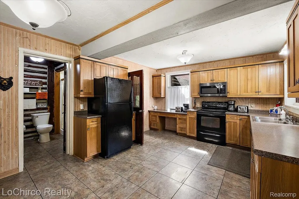 8646 Thendara Boulevard Independence Charter Township MI 48348