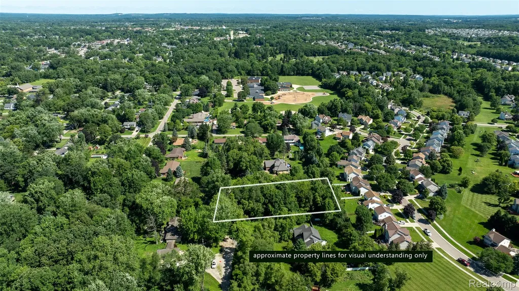 22622 Pine Drive Lyon Charter Township MI 48178