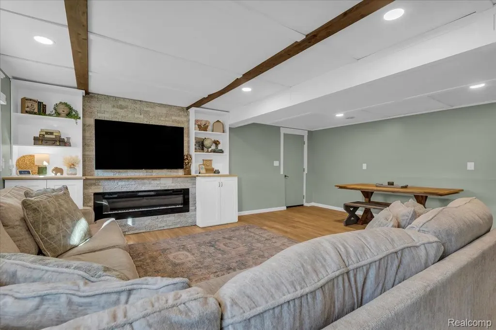 27520 West Road Huron Charter Township MI 48164