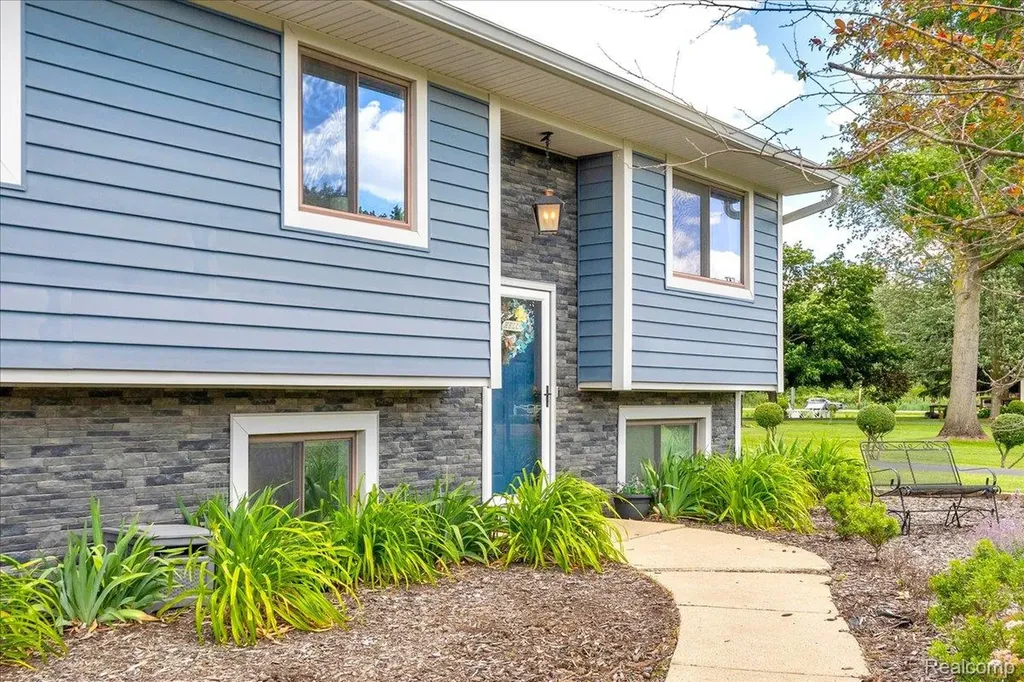 27520 West Road Huron Charter Township MI 48164
