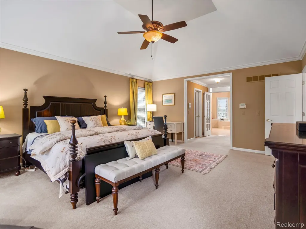 5724 Murfield Drive Rochester City MI 48306
