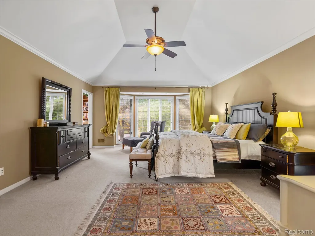 5724 Murfield Drive Rochester City MI 48306