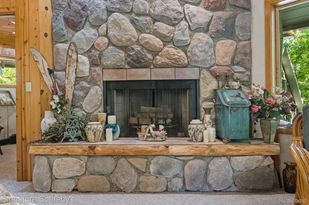 11436 Lakeview Road NE Kalkaska Township MI 49646