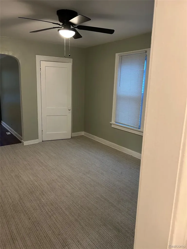 1465 Maryland Street Grosse Pointe Park City MI 48230