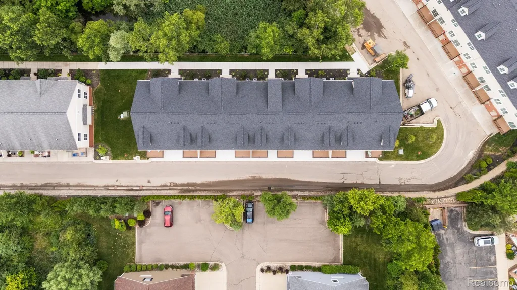 518 Village Lane Milford Village MI 48381
