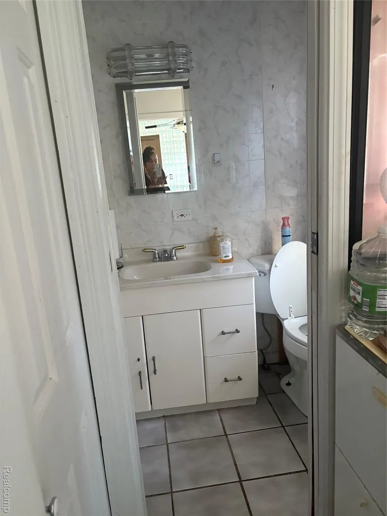1329 Arrowwood Lane Grand Blanc Charter Township MI 48439