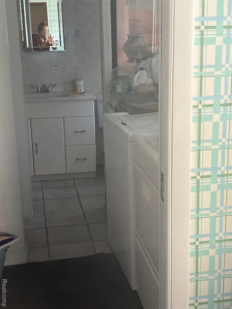 1329 Arrowwood Lane Grand Blanc Charter Township MI 48439
