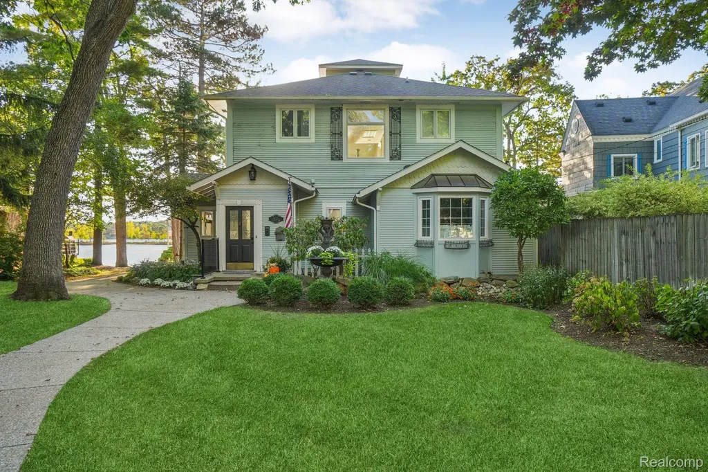 4123 Windiate Park Drive Waterford Charter Township MI 48329
