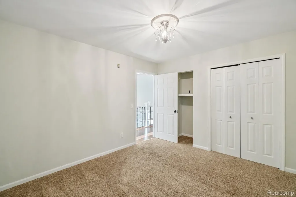 4123 Windiate Park Drive Waterford Charter Township MI 48329