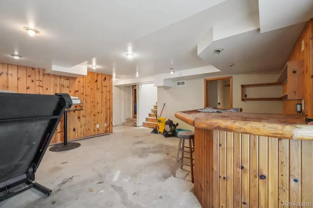 4123 Windiate Park Drive Waterford Charter Township MI 48329