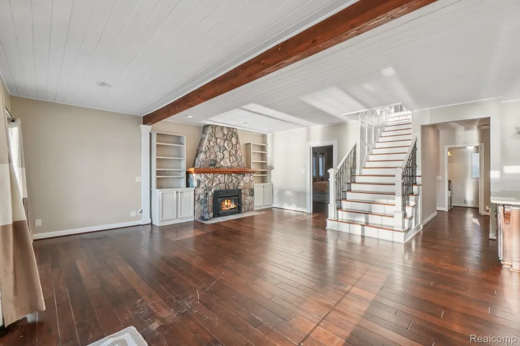 4123 Windiate Park Drive Waterford Charter Township MI 48329