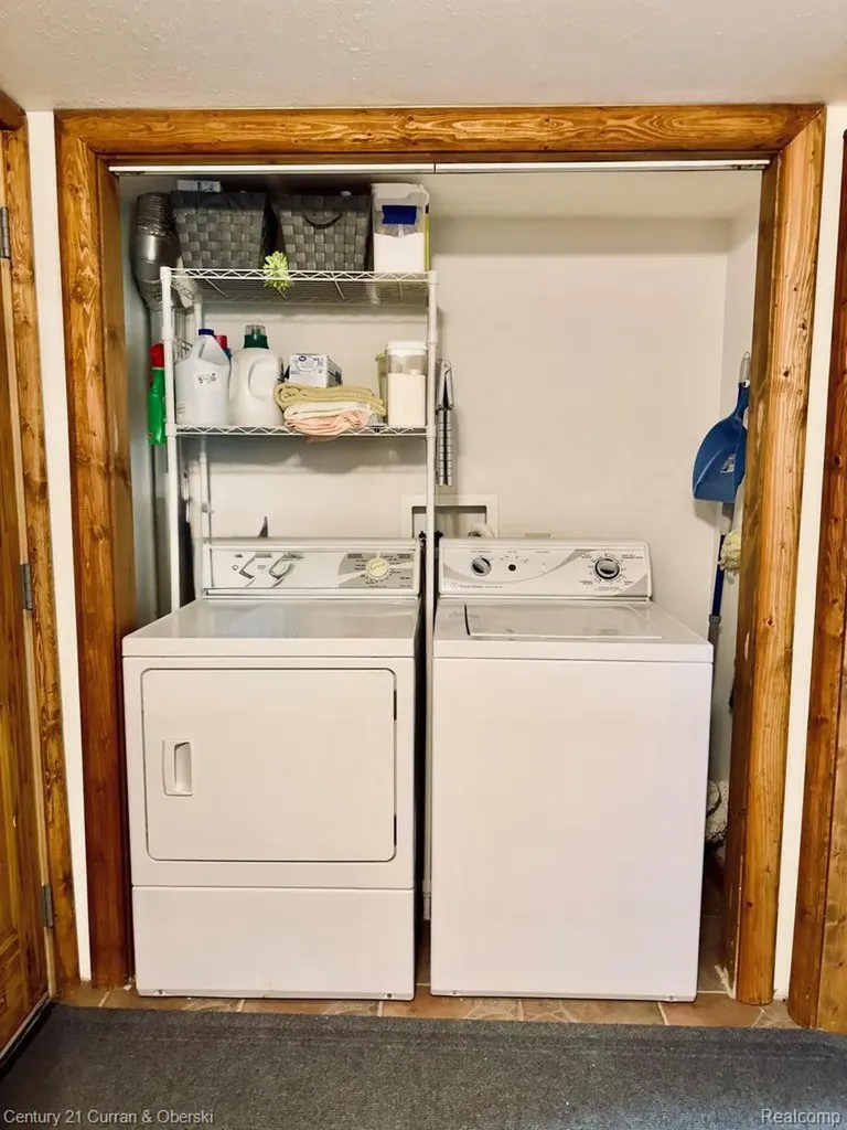 111 Petoskey Drive Roscommon Village MI 48653