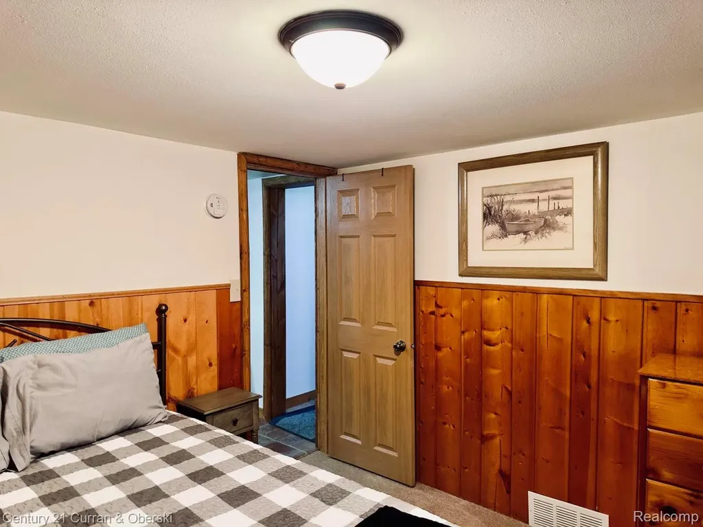111 Petoskey Drive Roscommon Village MI 48653