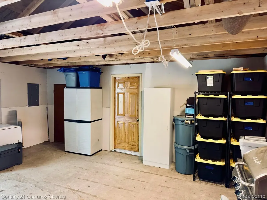 111 Petoskey Drive Roscommon Village MI 48653